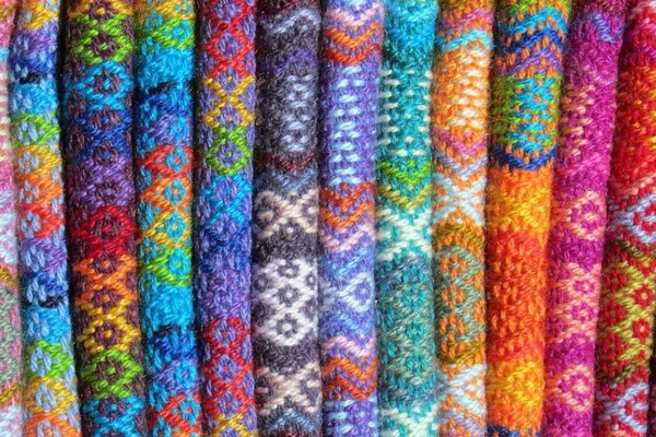 흔들리는 인도 섬유 수출, 글로벌 경기침체에 시름 깊어가