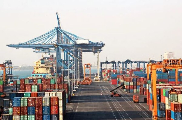 사우디는 비석유 산업 비중 강화를 위한 비전 2030을 발표했다 [출처=사우디 교통물류부]