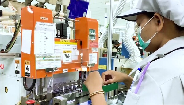 캄보디아는 2019년 해외에 거주하는 이주 노동자들만 70만 명으로 추정됐다. 