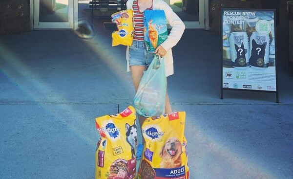 전체 반려동물 사료 매출의 대부분이 반려견 사료에서 나올 것으로 추정했다. 패디그리