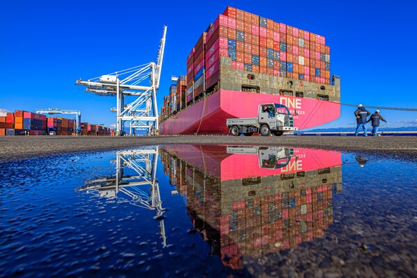 이집트의 국내총생산(GDP) 성장률은 대유행 속에서 2019년 3.6%, 2020년 3.5%를 기록했다. 오션네트워크익스프레스(ONE)