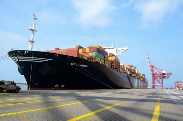 교역액 연간 ‘20억 달러’...이란-오만 무역 협력 교류 급증