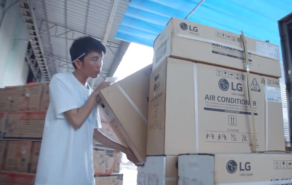 베트남의 전자상거래는 아직 전체 소비재 및 서비스 소매 판매의 약 8.5%로 비교적 작은 규모를 차지하고 있다. 티키