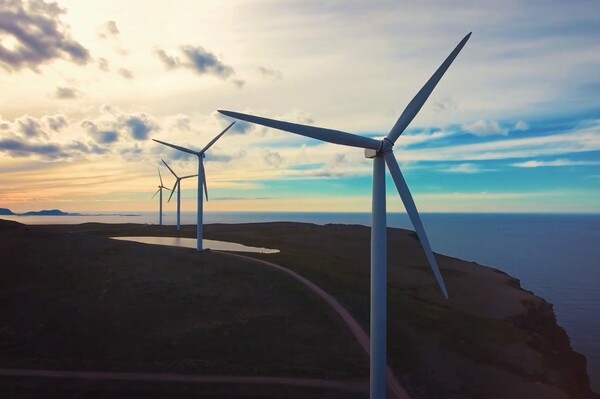 약 219억 달러의 예산이 투입되며 모로코에서 2,000개의 정규직을 포함해 1만 개의 일자리를 창출할 예정이다. 엑스링크