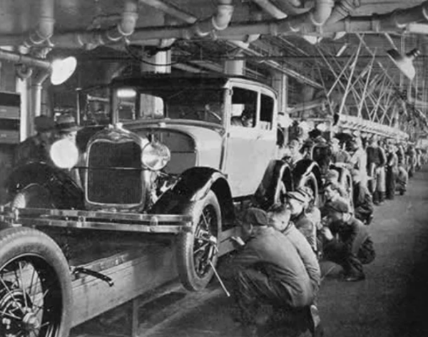 포드사의 모델T형은 대량생산을 통해 미국 전역에 자동차를 보급했다. 히스토리스쿨스
