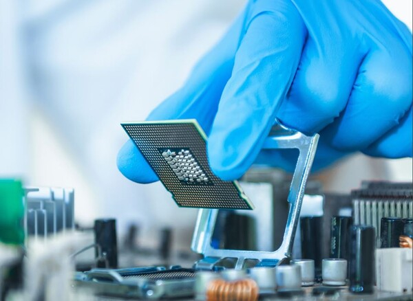 미국은 2019년 전체 반도체 제조 장비 수출에서 17%의 점유율을 차지했다. 반도체산업협회