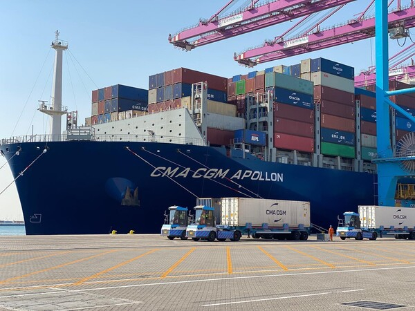 베트남은 칠레 제품이 아세안 시장으로 진출하는 관문 역할을 하고 있다. CMA CGM