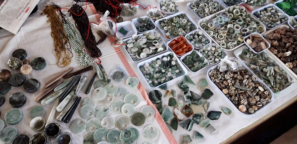 미얀마 옥 거래시장