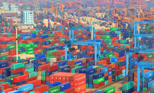 한국의 해외직접투자가 크게 감소한 것으로 나타났다. 부산항