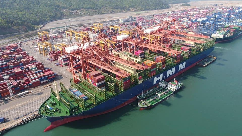 [기획-무역 FOCUS] 싱가포르 10월 수출 ‘깜짝 성장’… 전자·비전자 모두 두 자릿수 급증